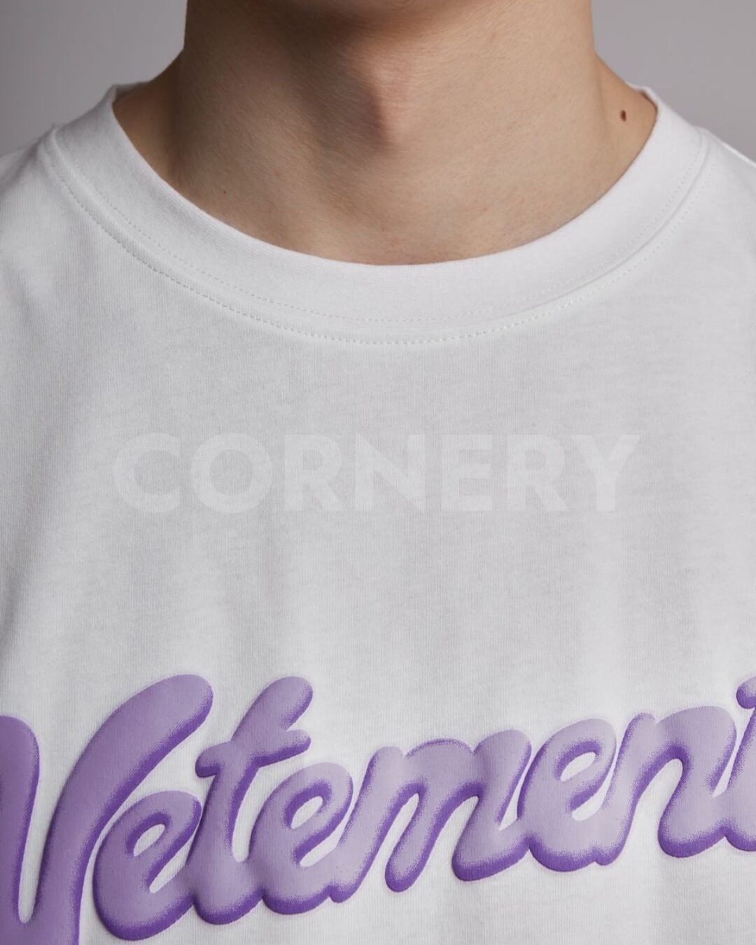 Футболка Vetements Fluffy Logo — фото 6
