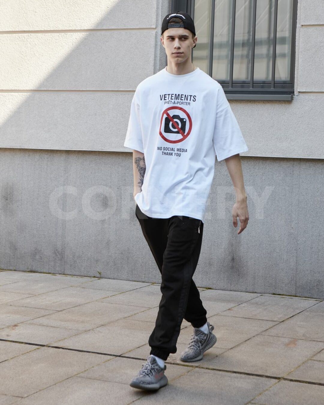 Футболка Vetements