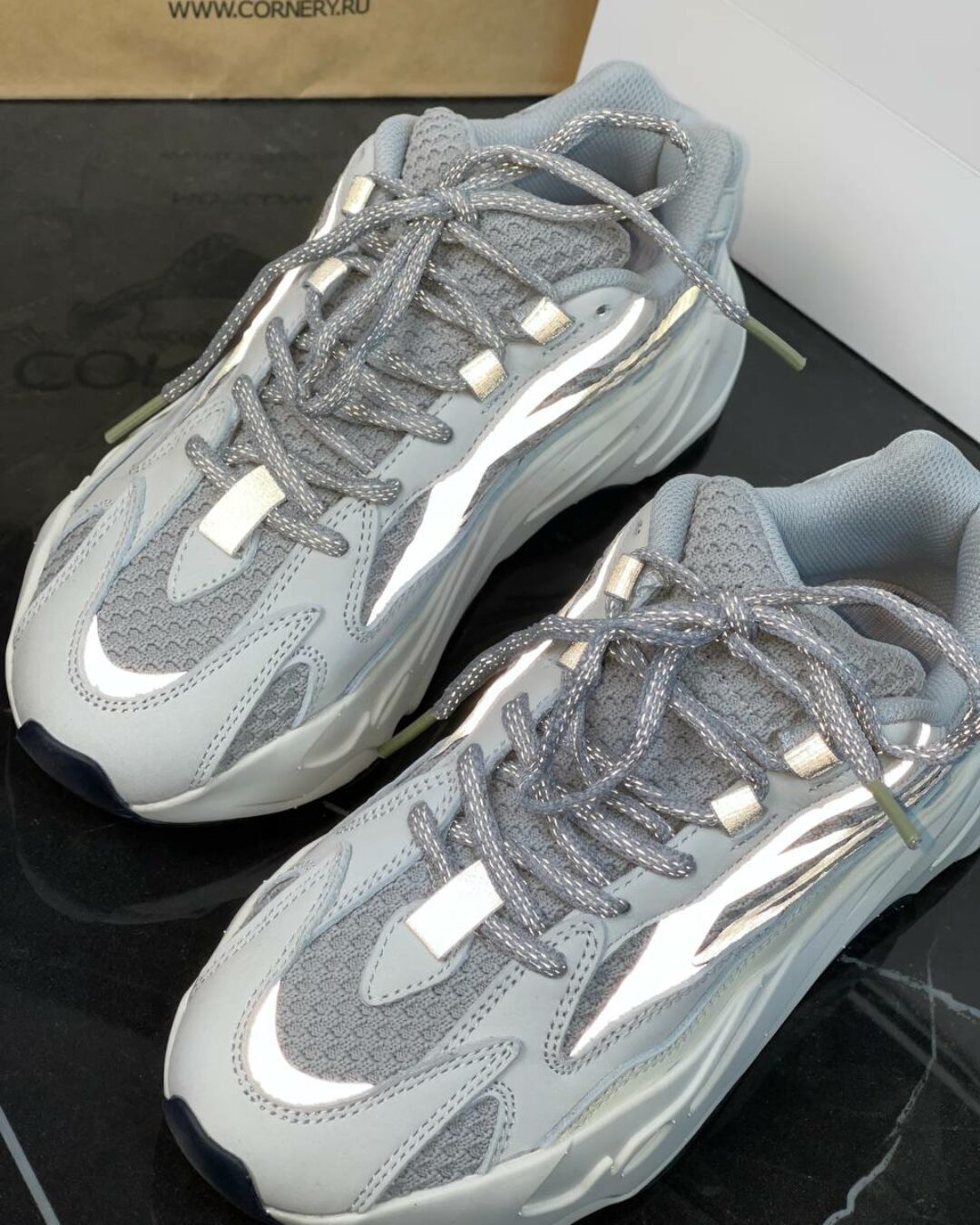 Yeezy 700 Static