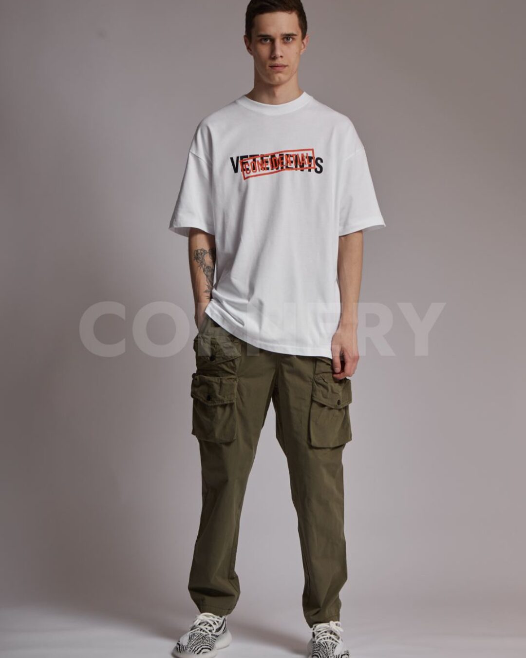 Футболка Vetements Confidential — фото 4