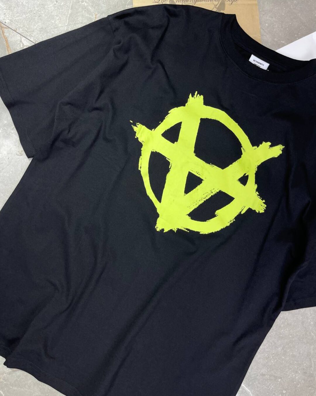 Футболка Vetements Anarchy — фото 3