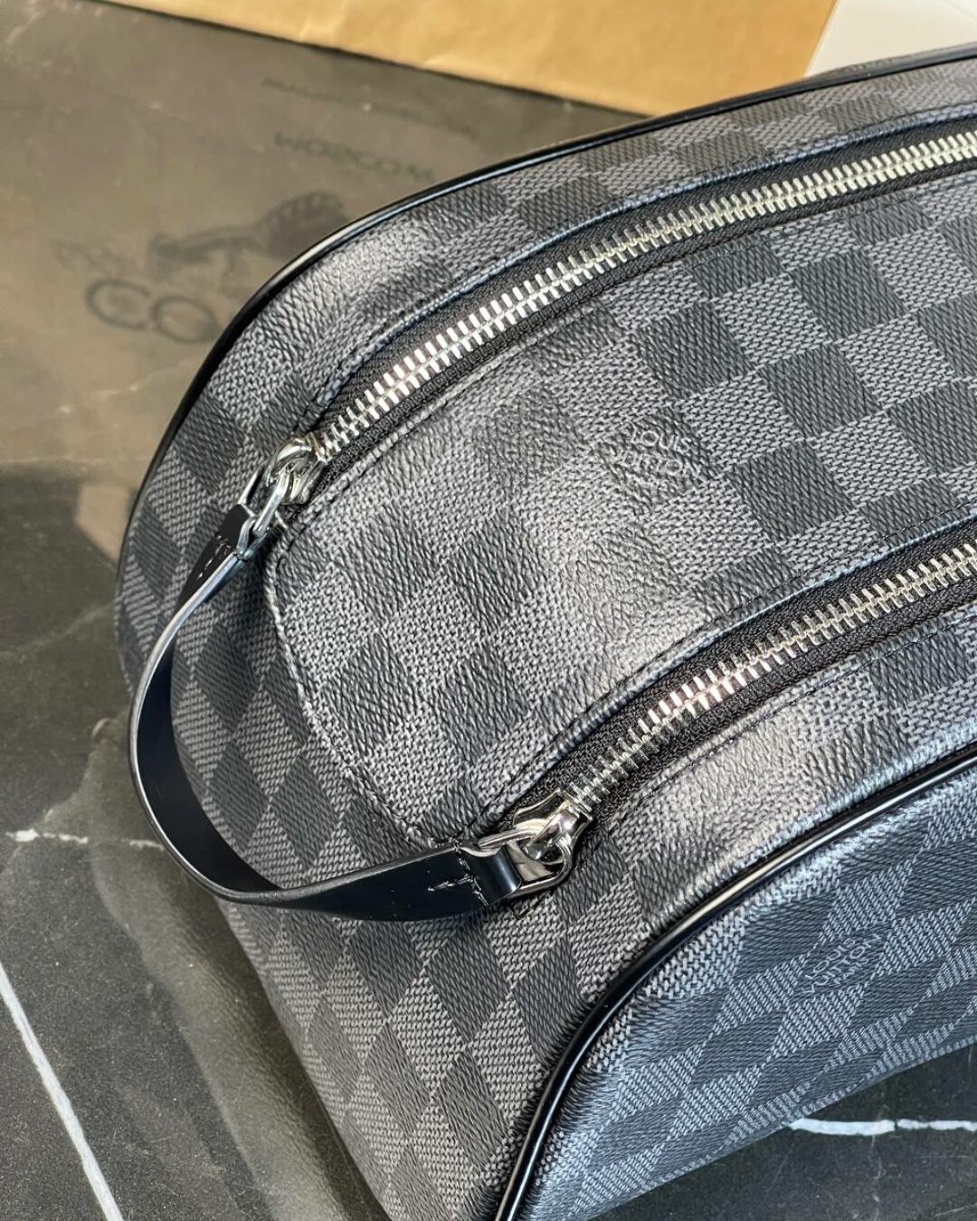 Несессер Louis Vuitton