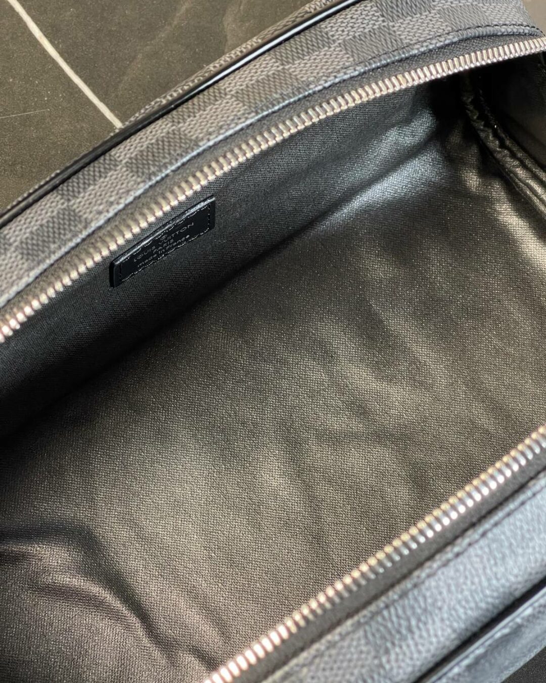 Несессер Louis Vuitton