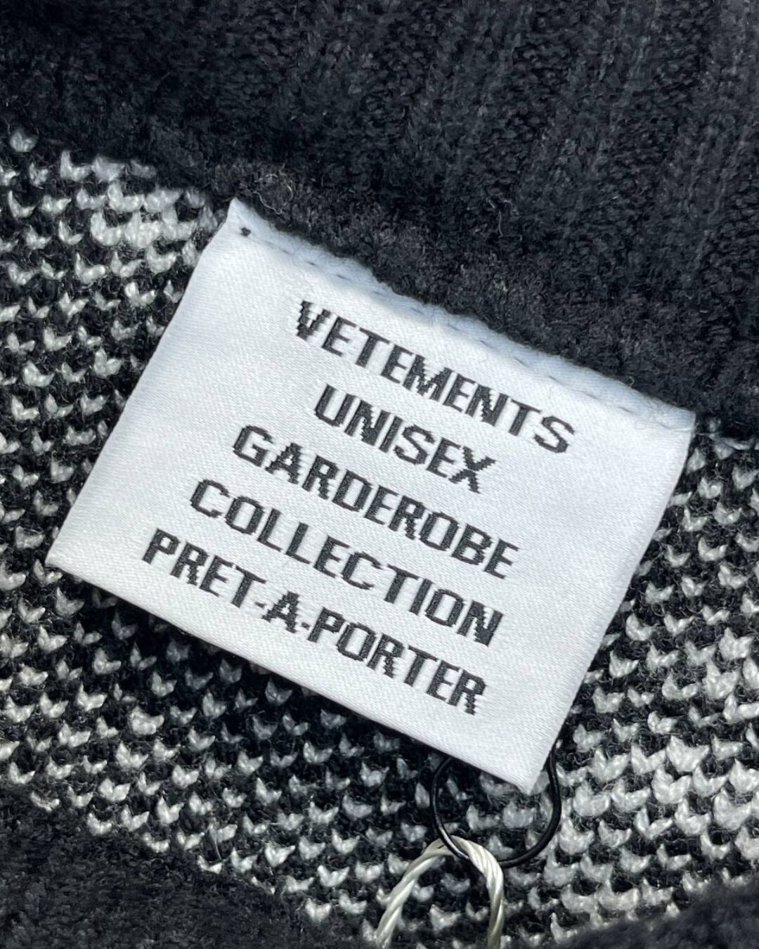 Свитер Vetements — фото 7