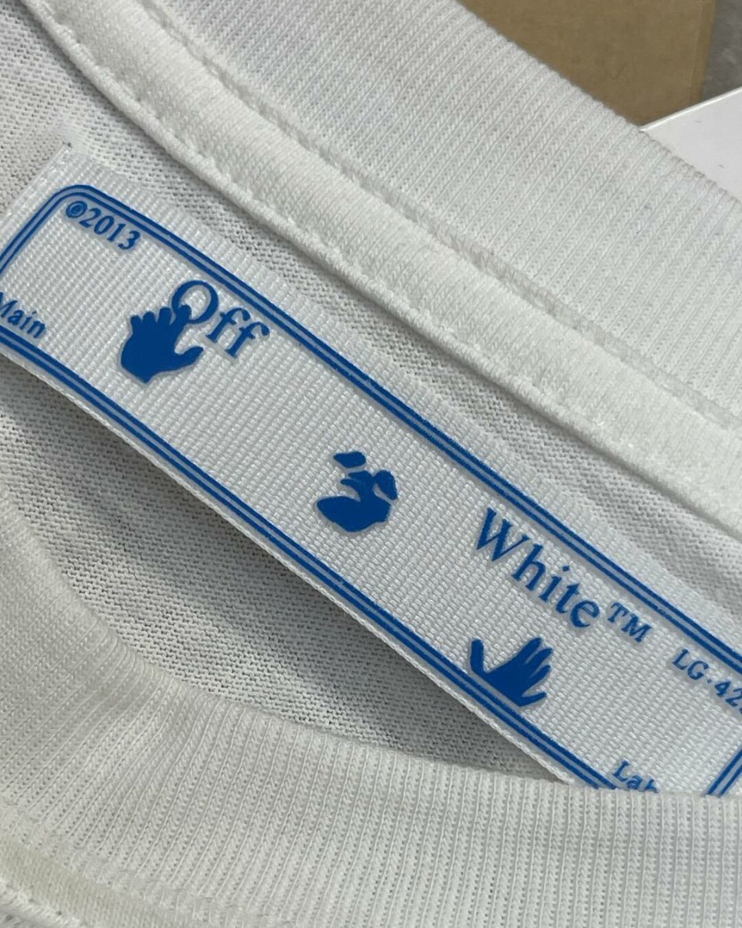 Футболка Off White