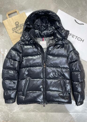 Пуховик Moncler