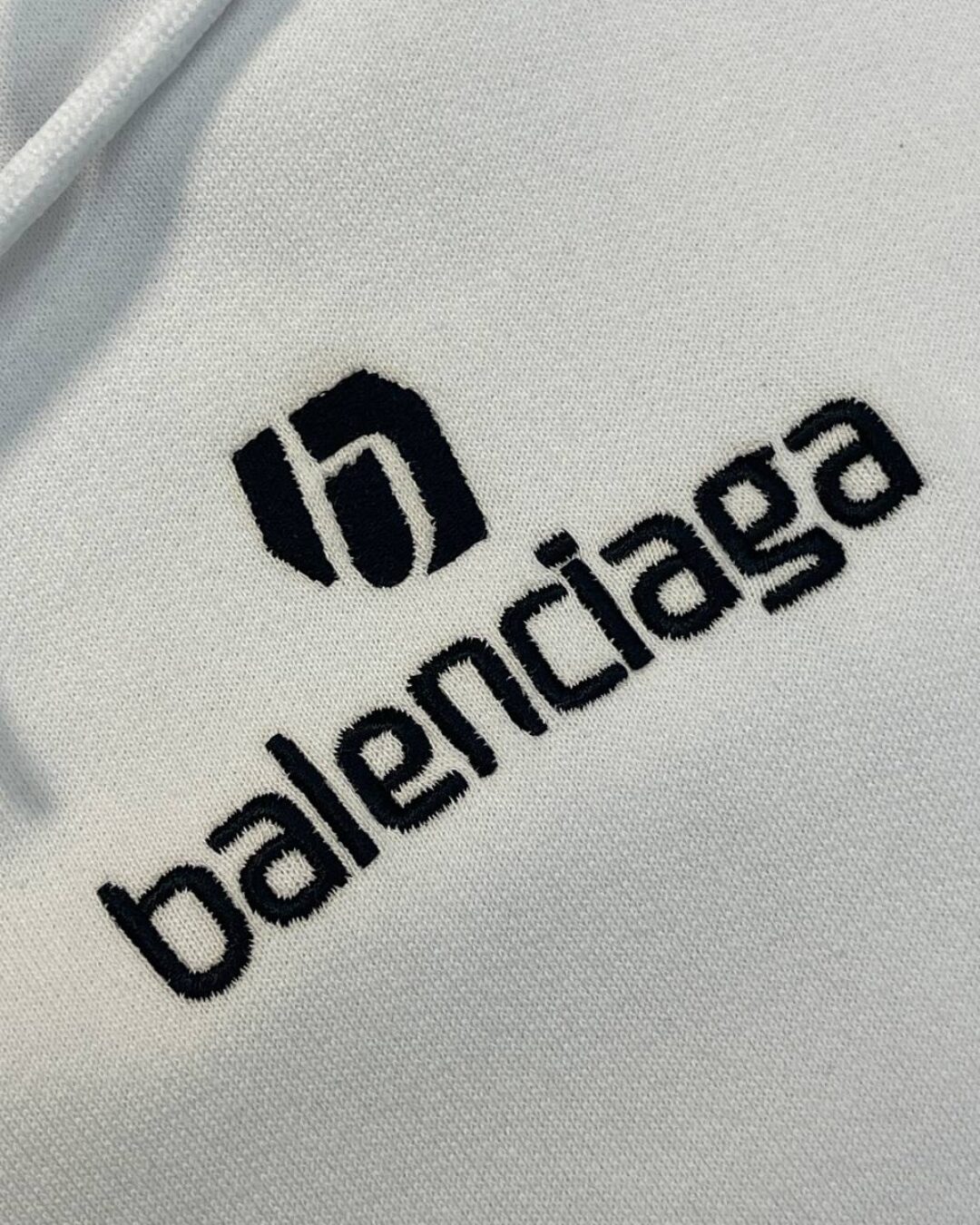 Худи Balenciaga — фото 8
