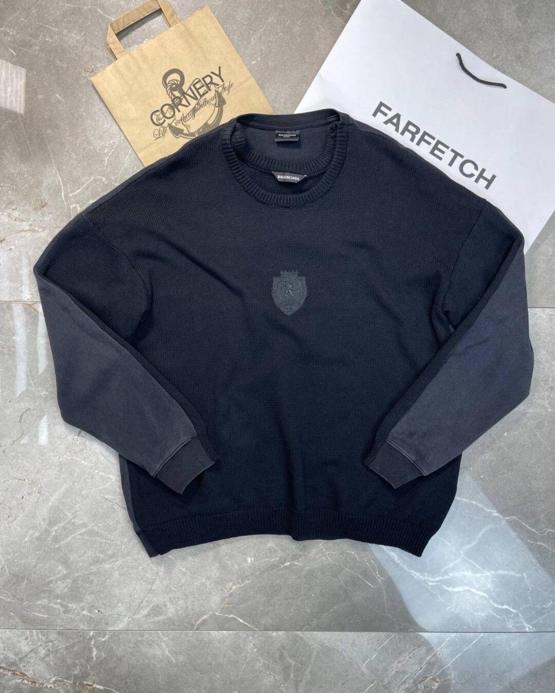 Свитер Balenciaga