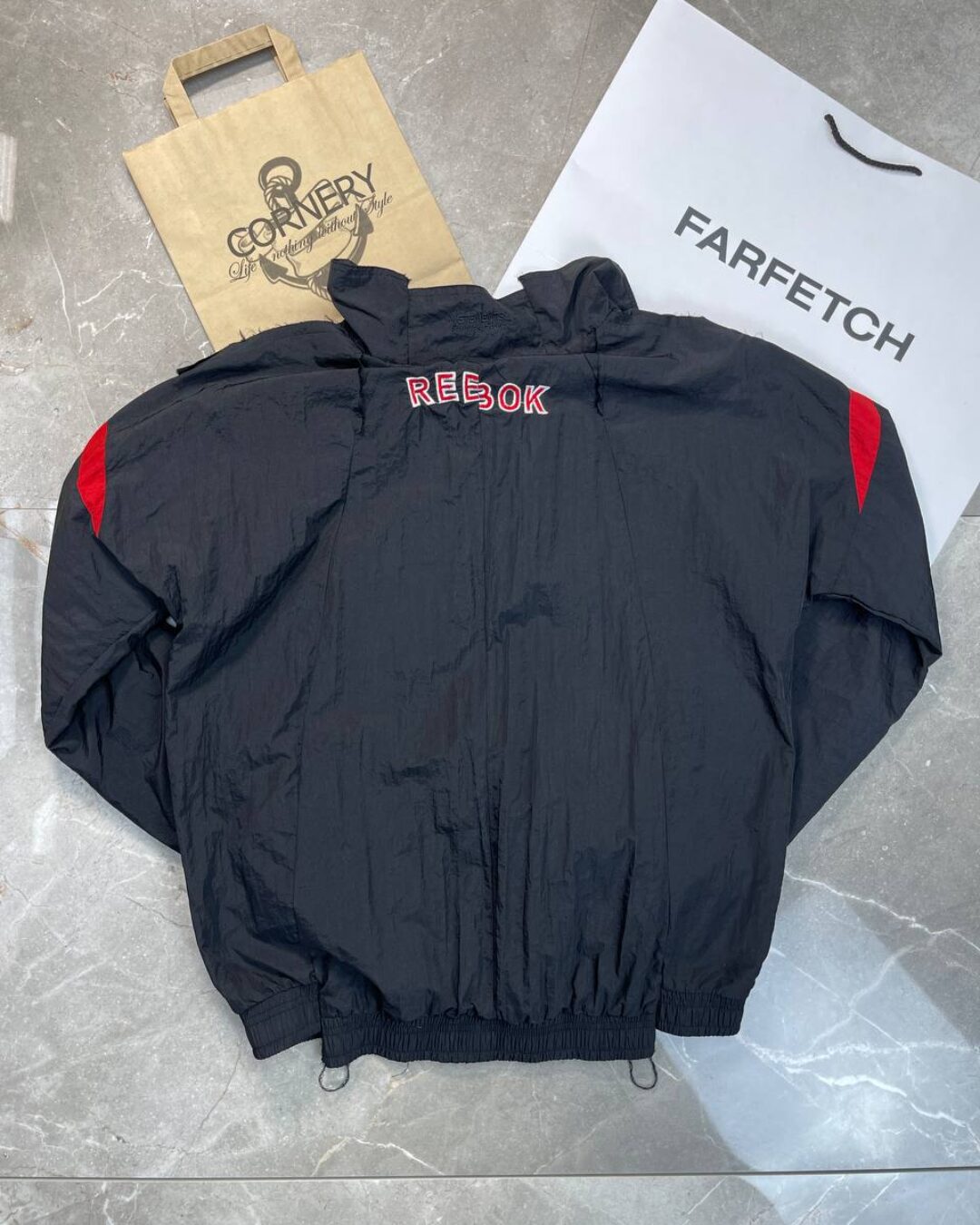 Ветровка Vetements x Reebok — фото 2