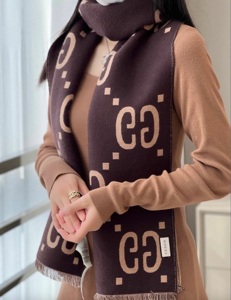 Шарф Gucci