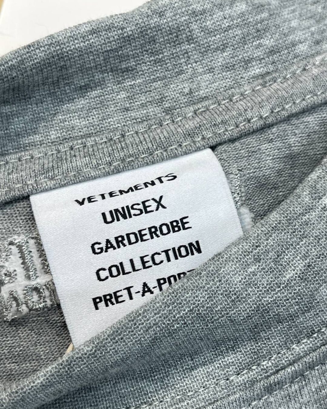Кофта Vetements — фото 9