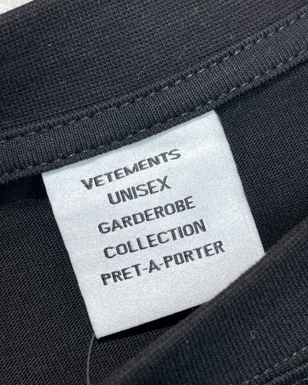 Футболка Vetements VIP — фото 5