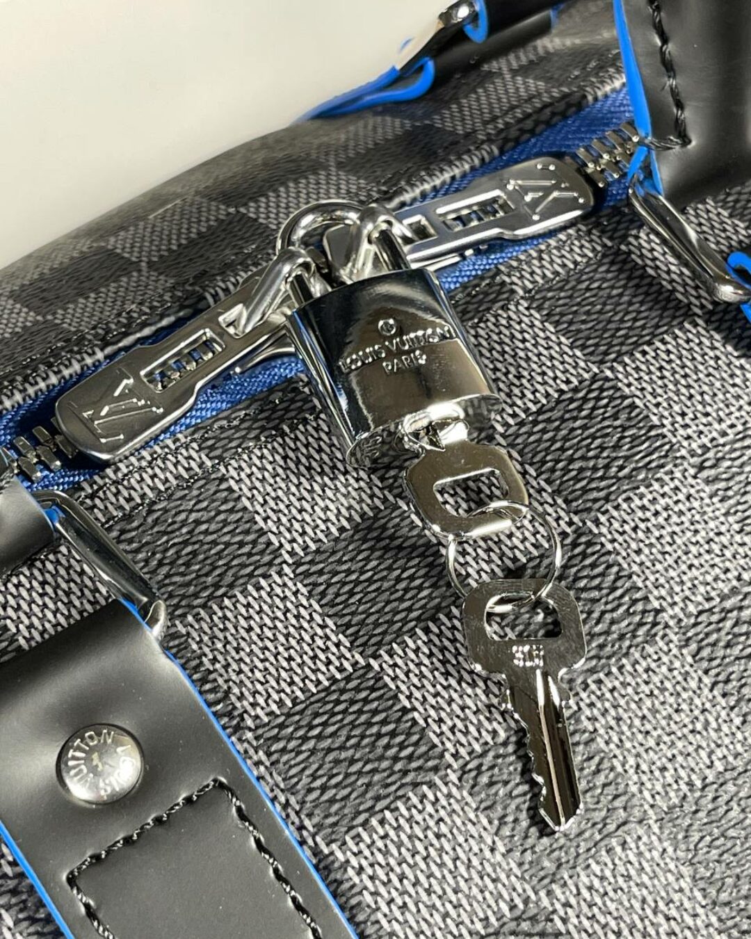 Дорожная сумка Louis Vuitton Keepall