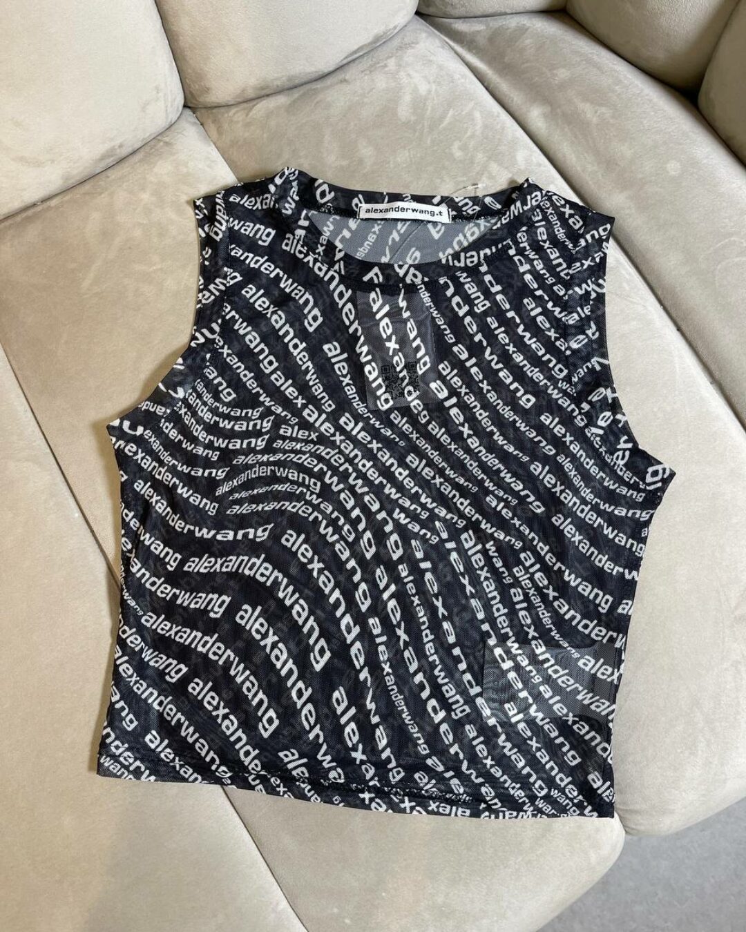 Топ Alexander Wang