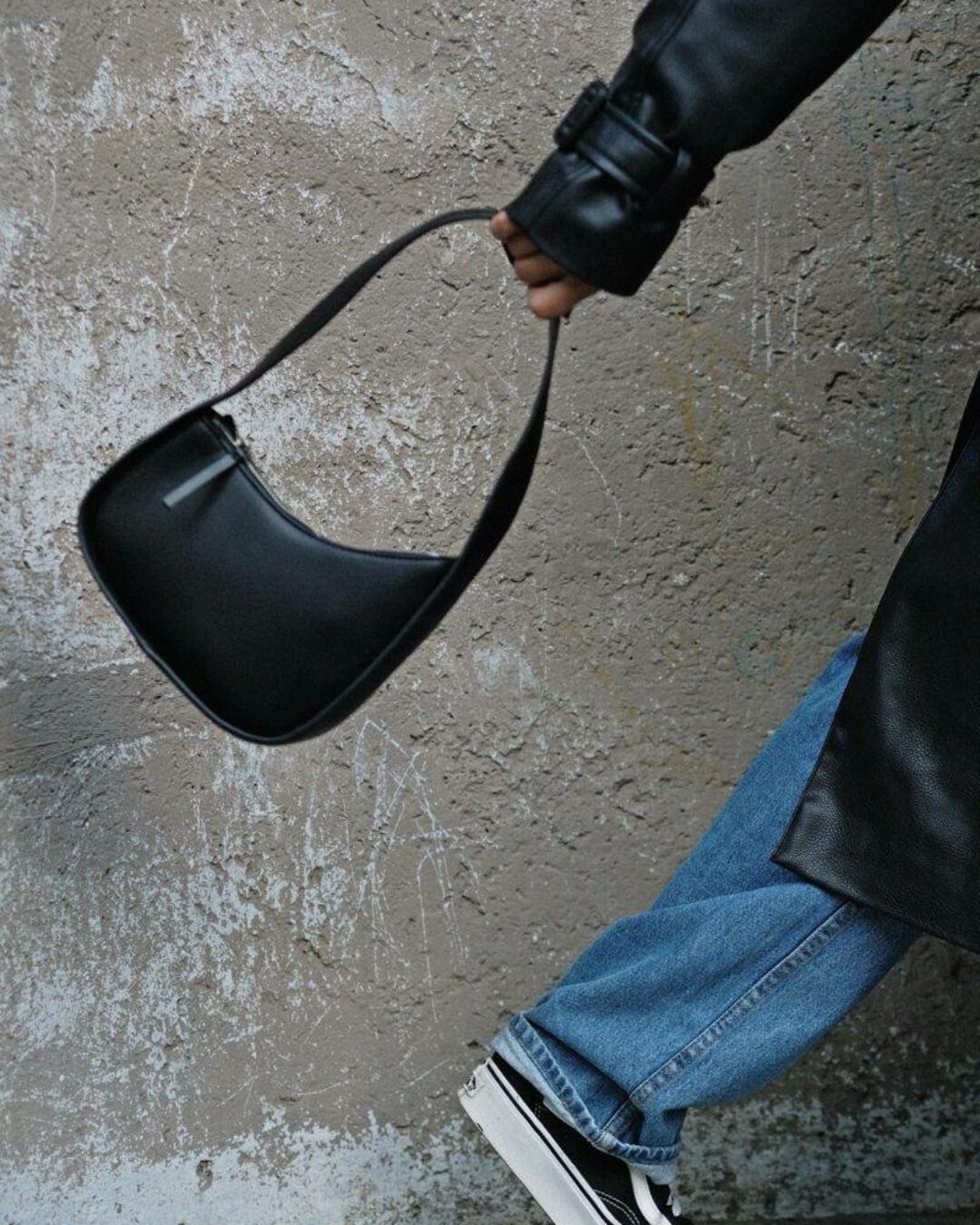 Сумка The Row Half Moon