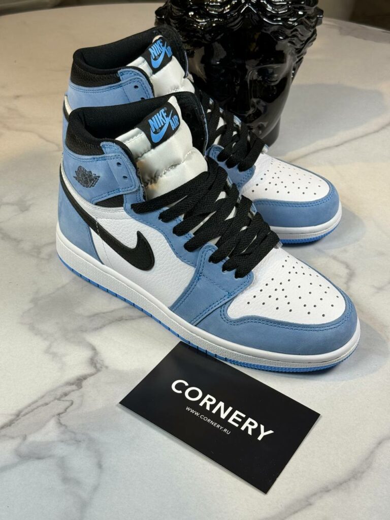 Кроссовки Jordan 1 Retro High White University Blue Black