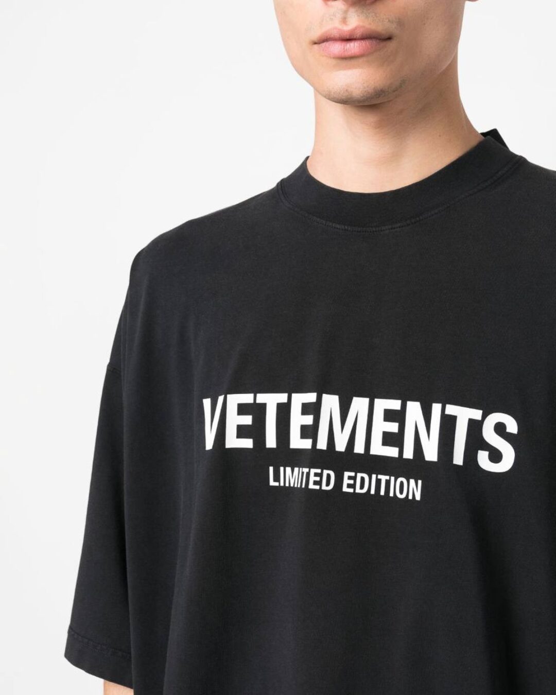 Футболка Vetements Logo — фото 2