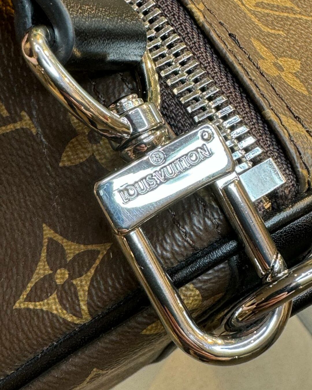 Дорожная сумка Louis Vuitton Keepall