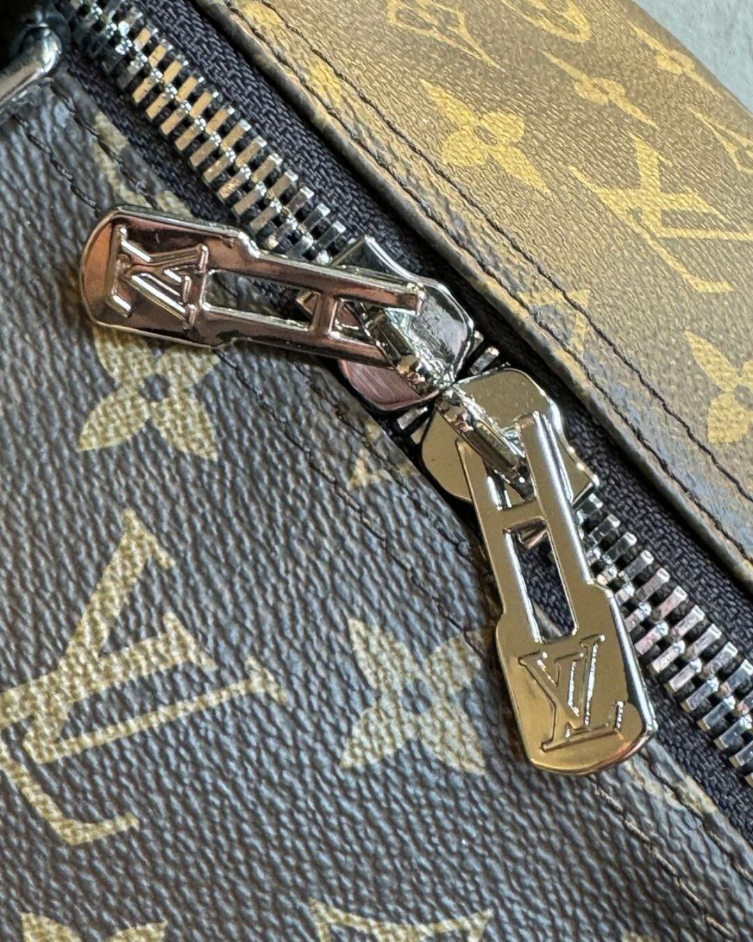 Дорожная сумка Louis Vuitton Keepall