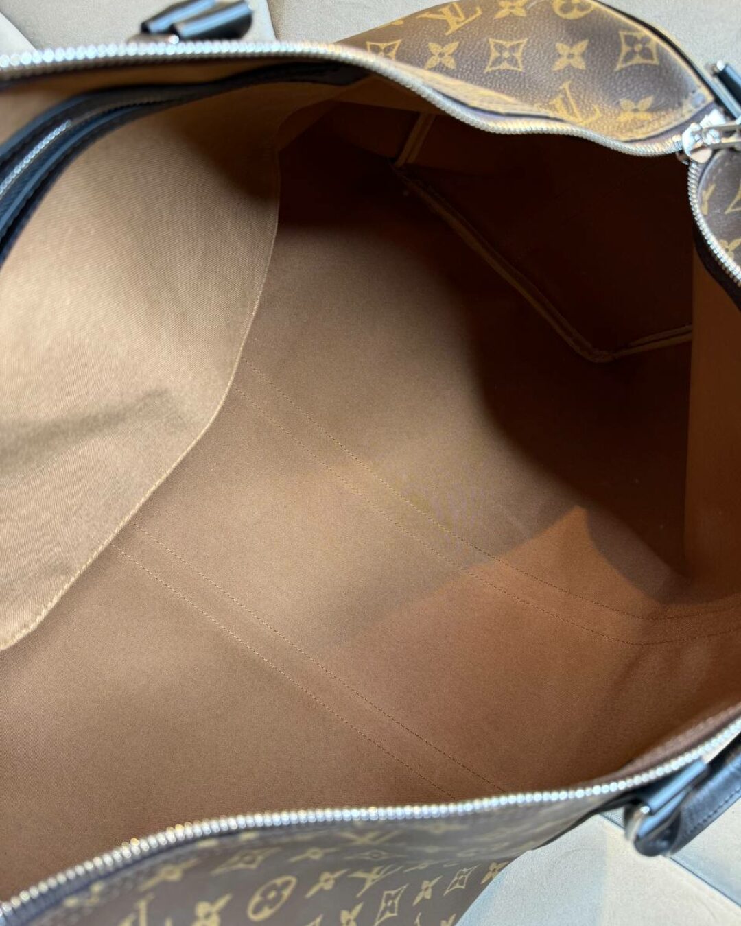 Дорожная сумка Louis Vuitton Keepall