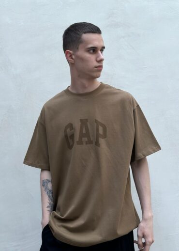 Футболка Gap x Yeezy