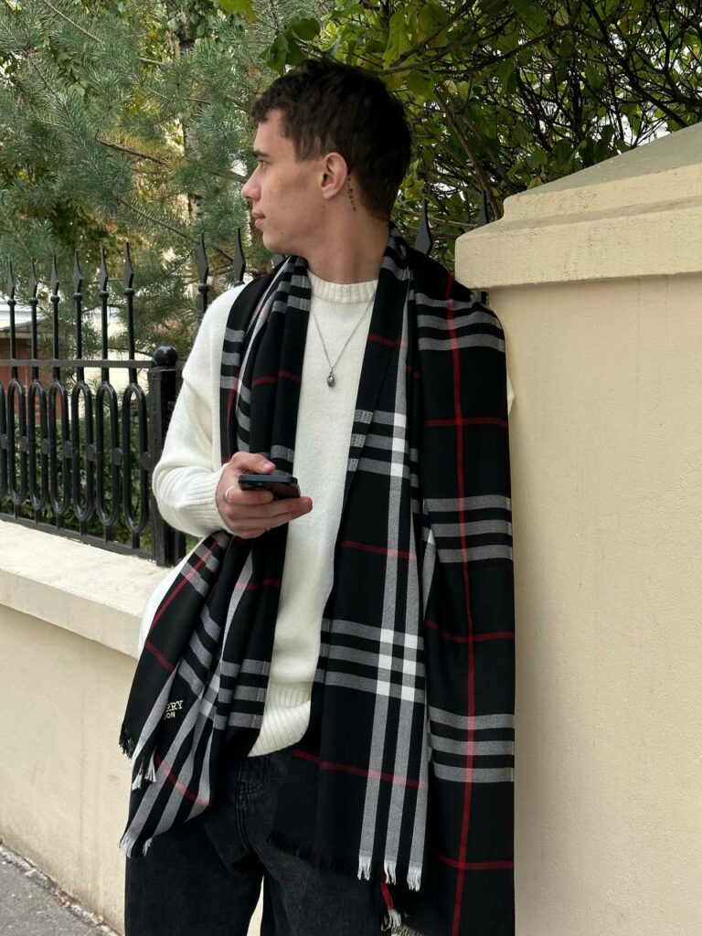 Шарф Burberry