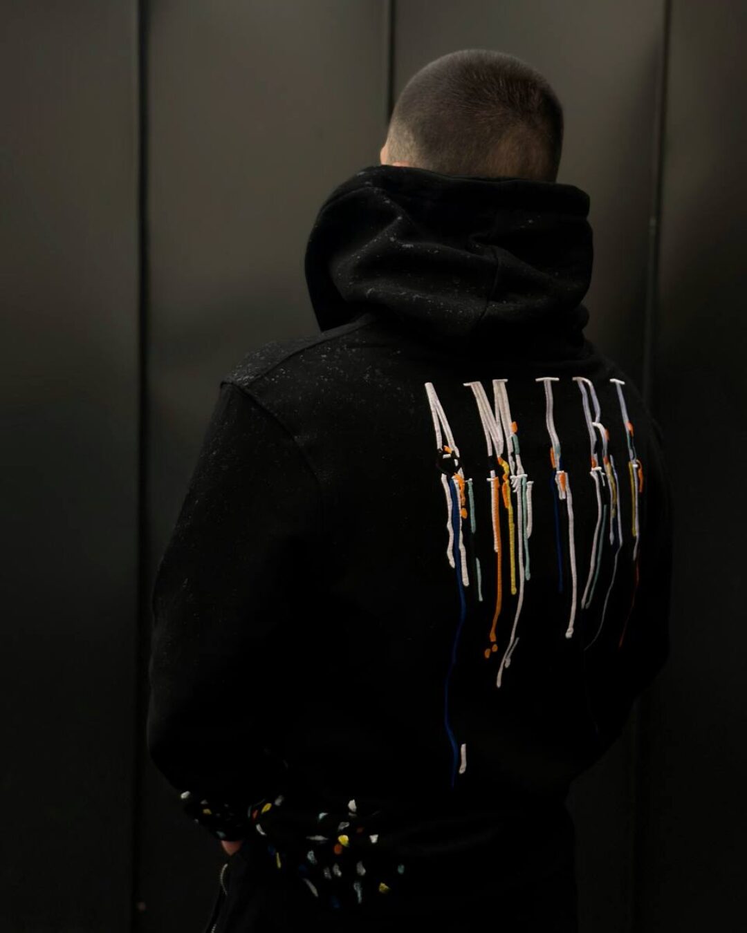 Худи Amiri