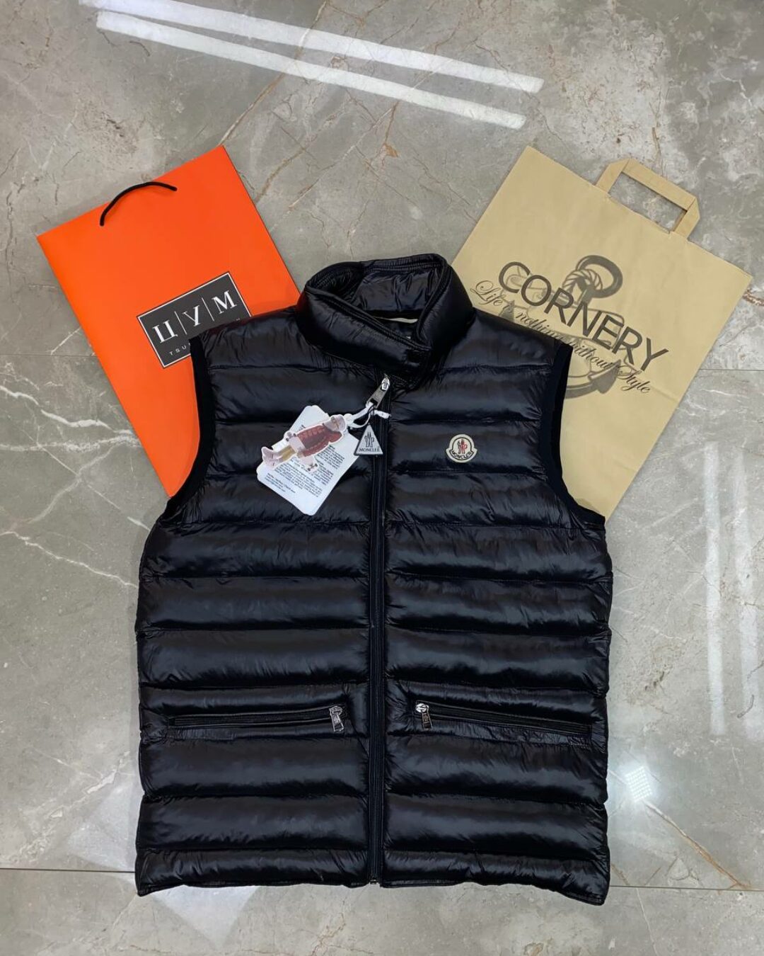 Жилет Moncler