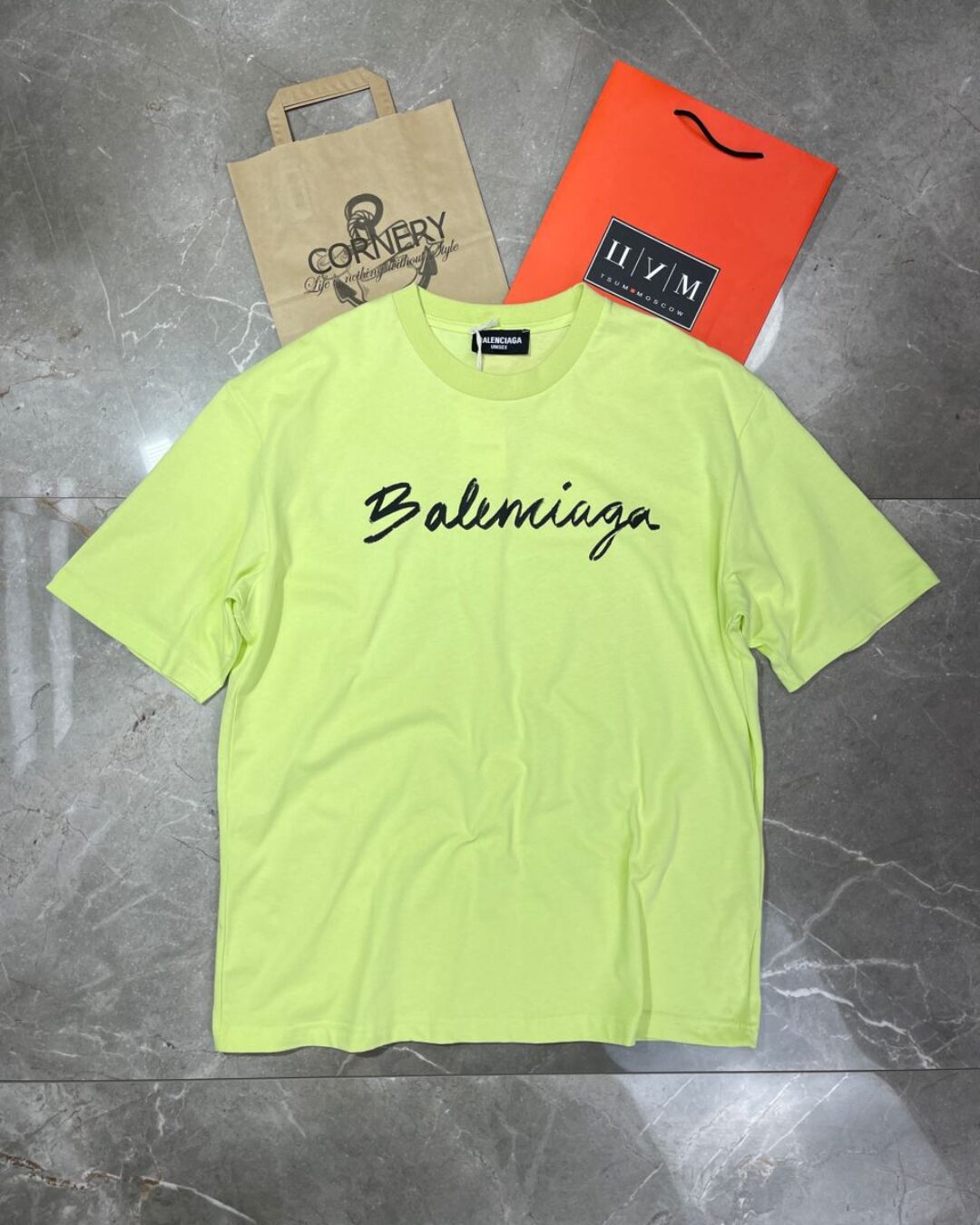 Футболка Balenciaga