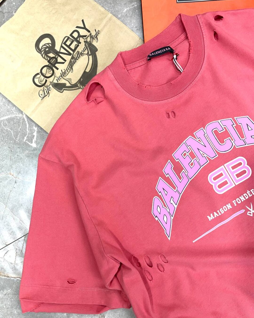 Футболка Balenciaga — фото 7