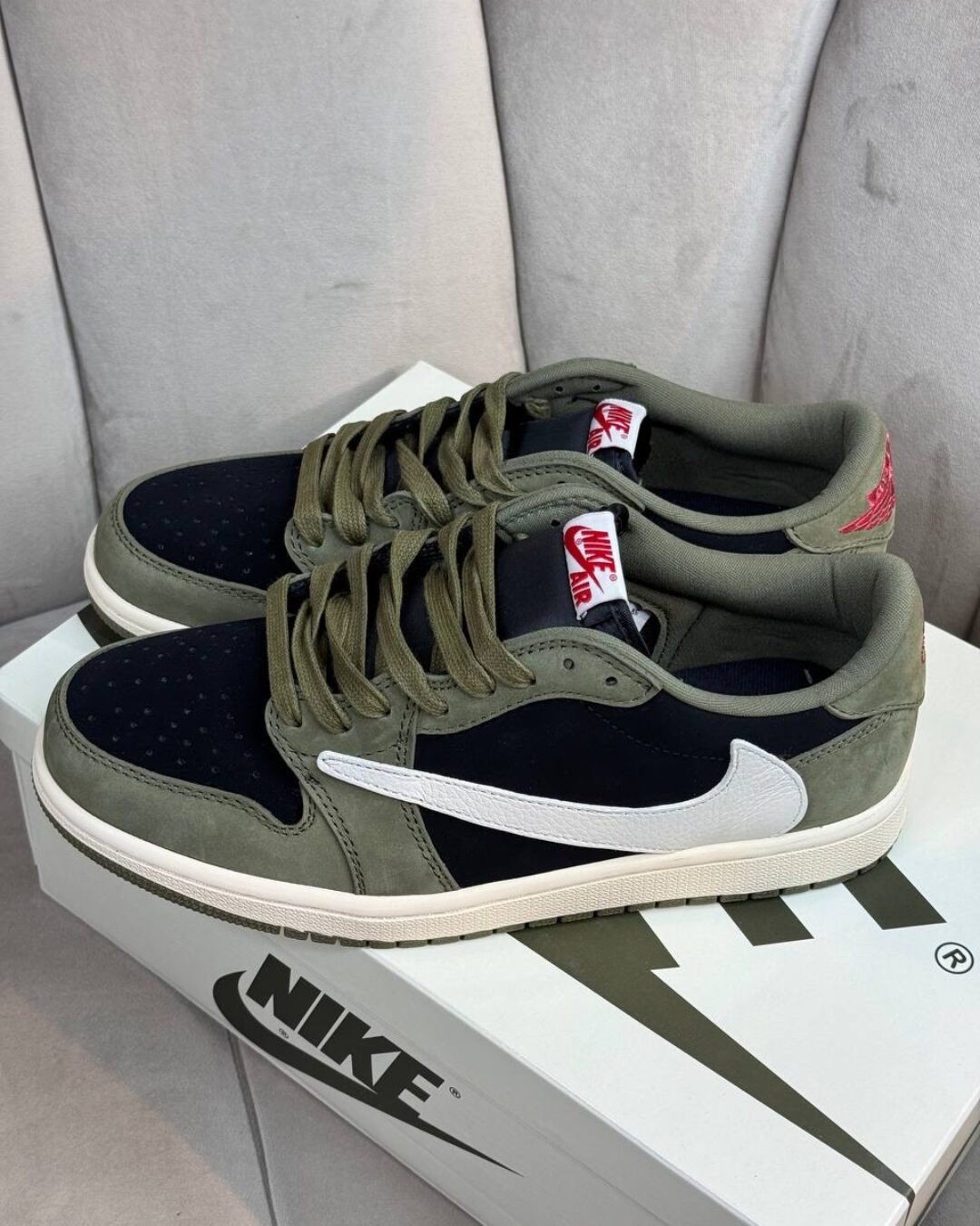 Кеды Travis Scott x Air Jordan 1 Black Olive
