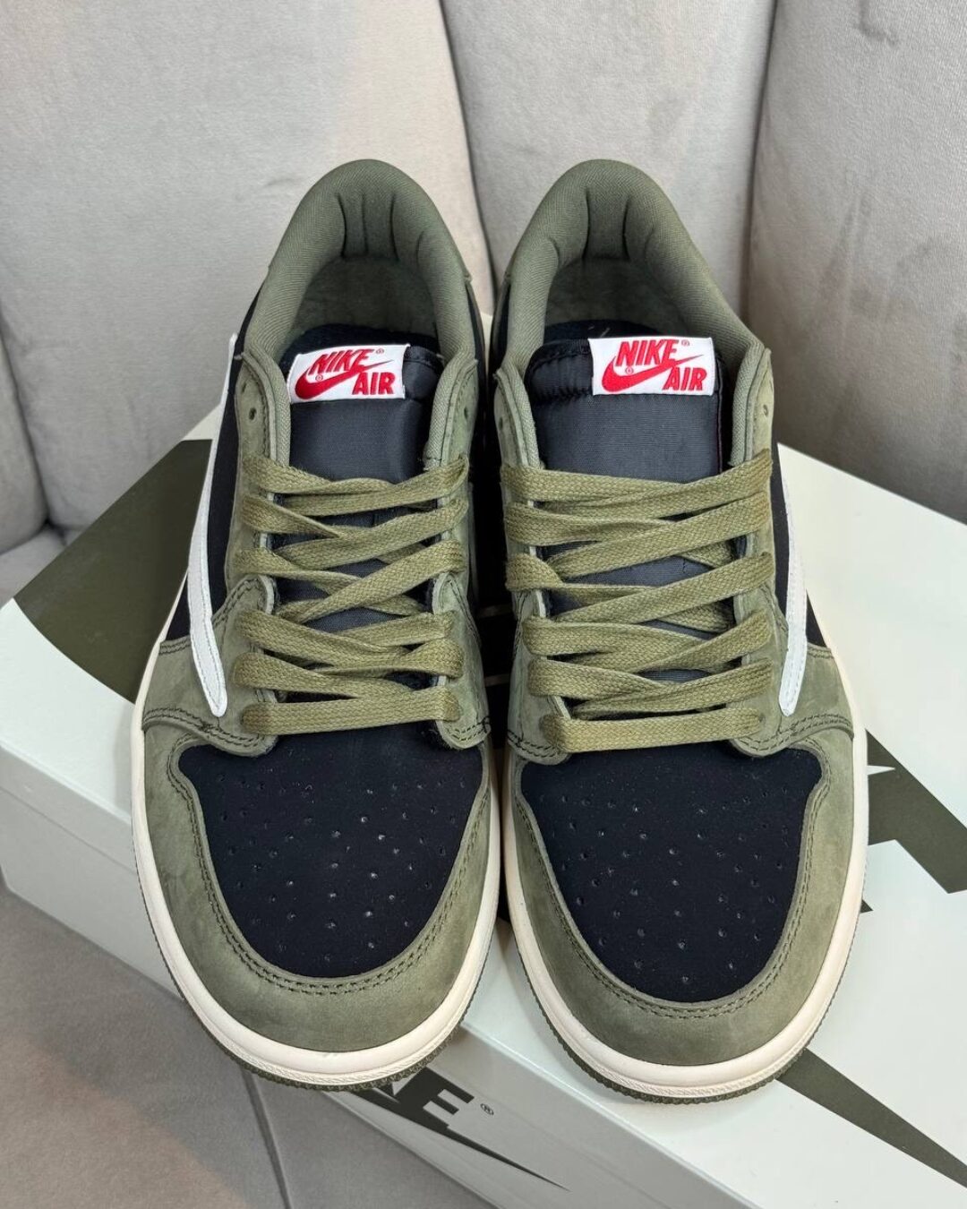 Кеды Travis Scott x Air Jordan 1 Black Olive