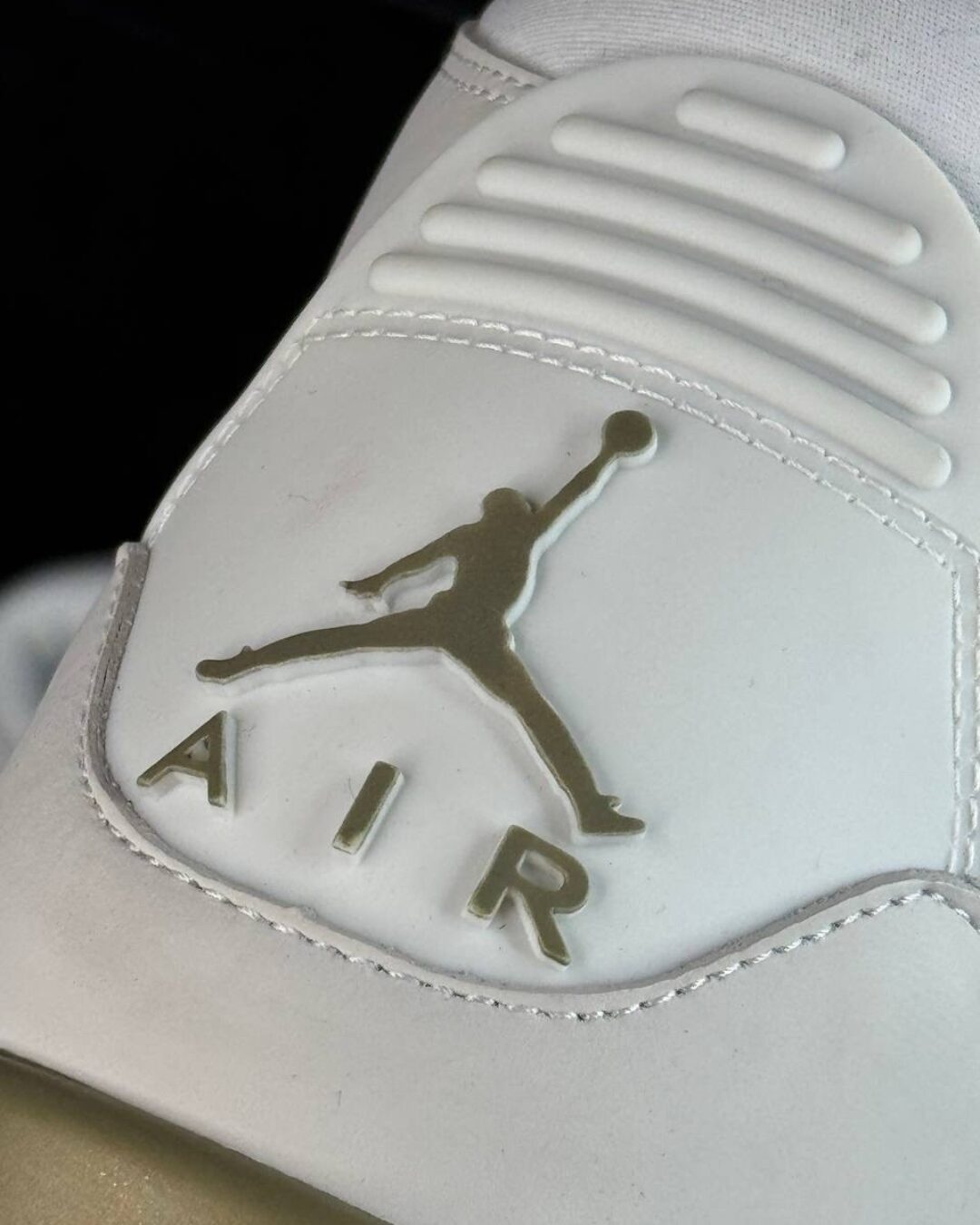 Кроссовки Nike Air Jordan Legacy 312 Year of the Dragon - Oil Green