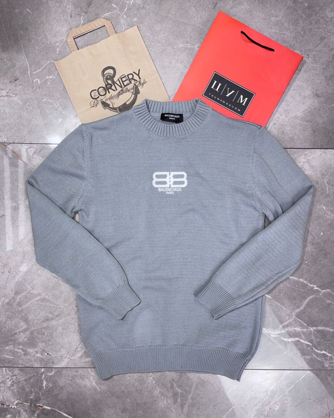 Свитер Balenciaga