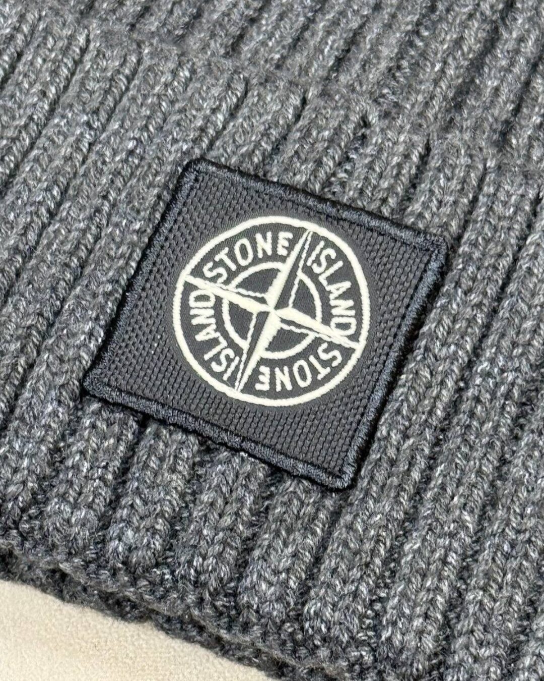 Шапка Stone Island