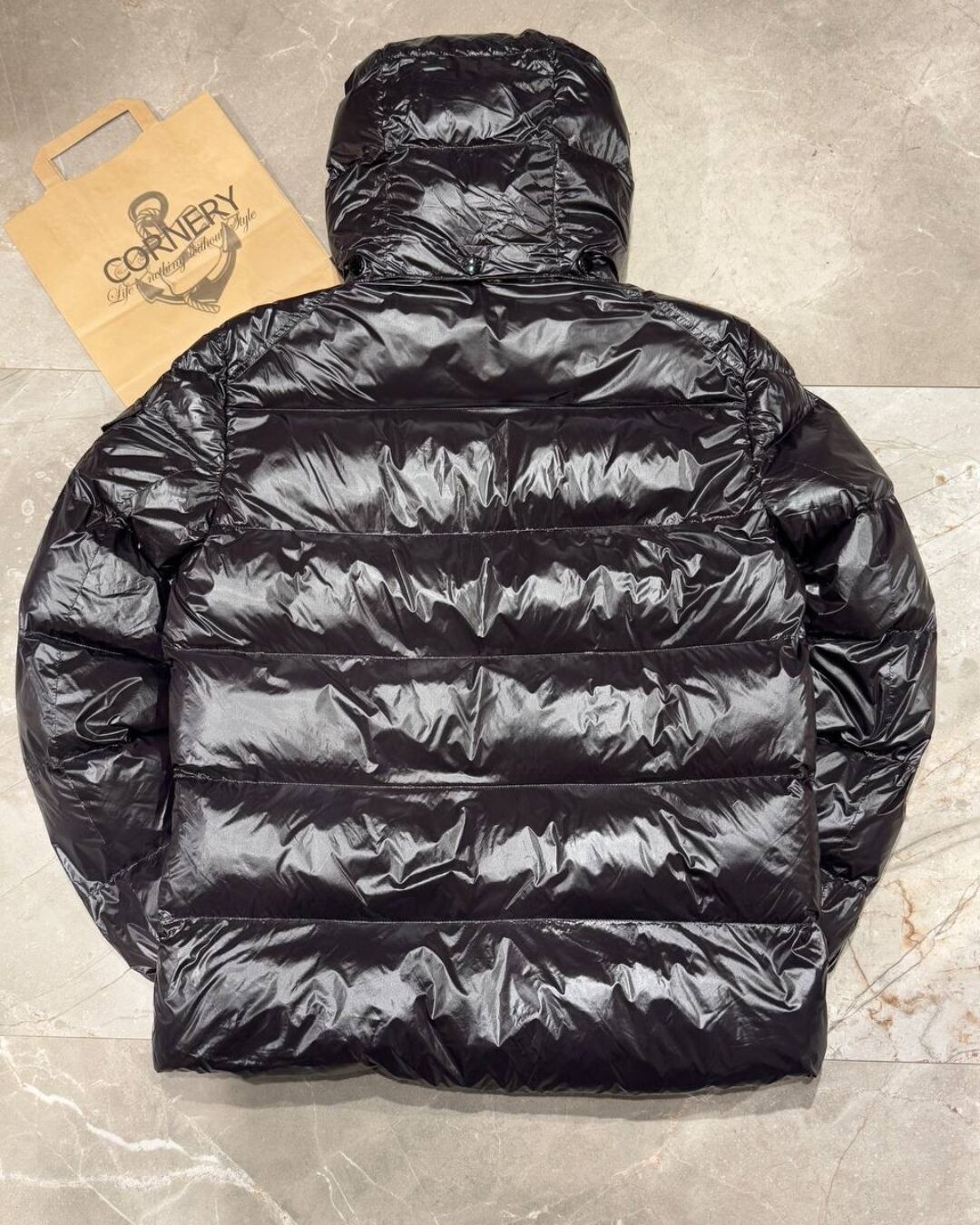 Пуховик Moncler