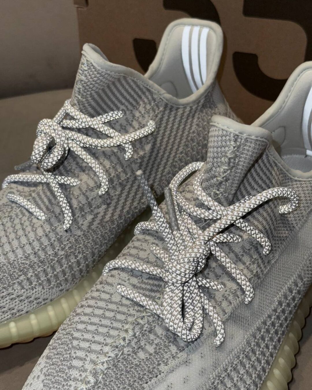 Yeezy 350 V2 Natural/ABEZ