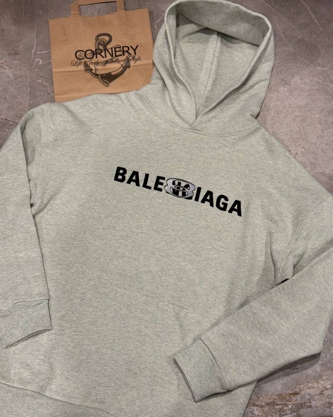 Худи Balenciaga