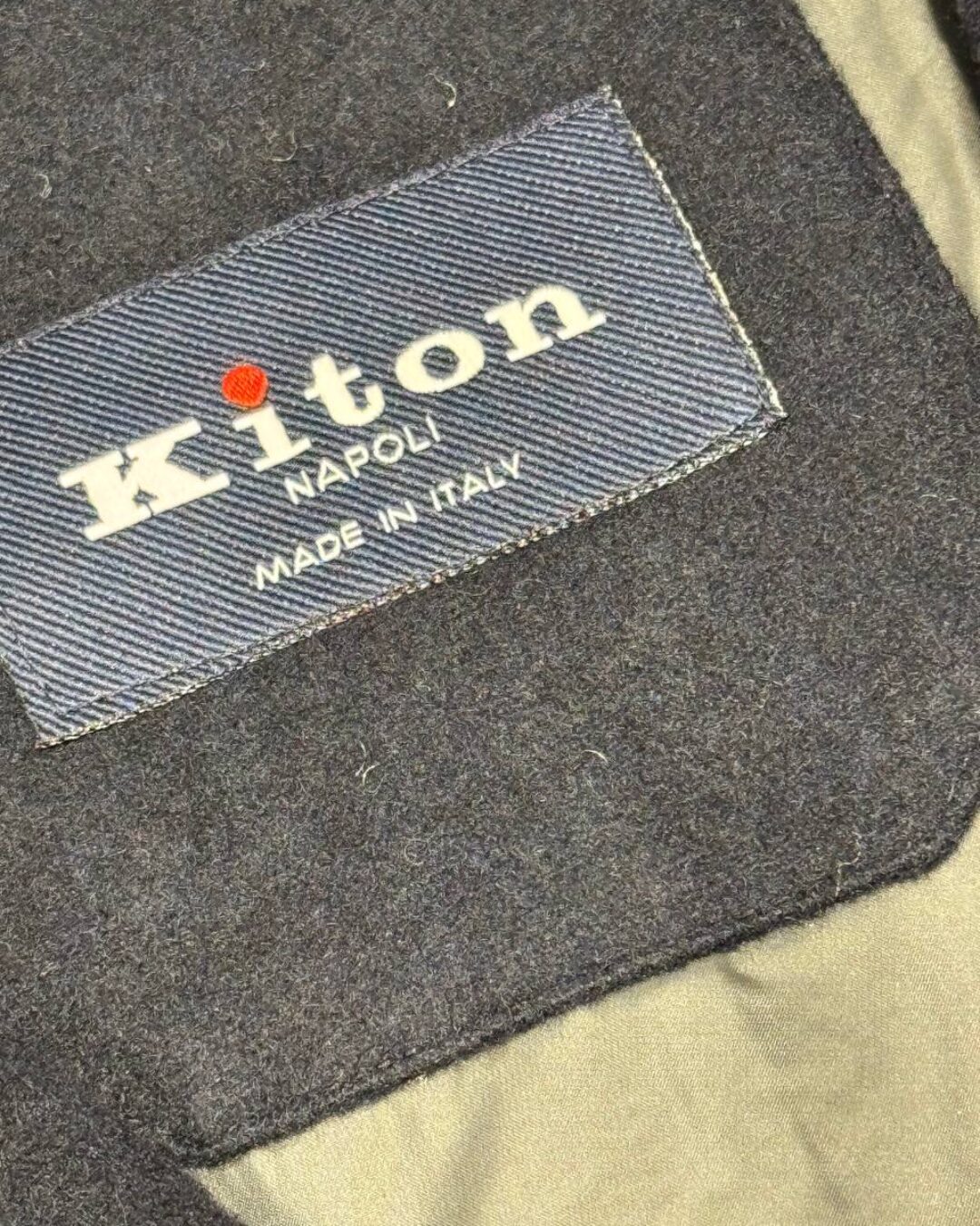 Жилет Kiton