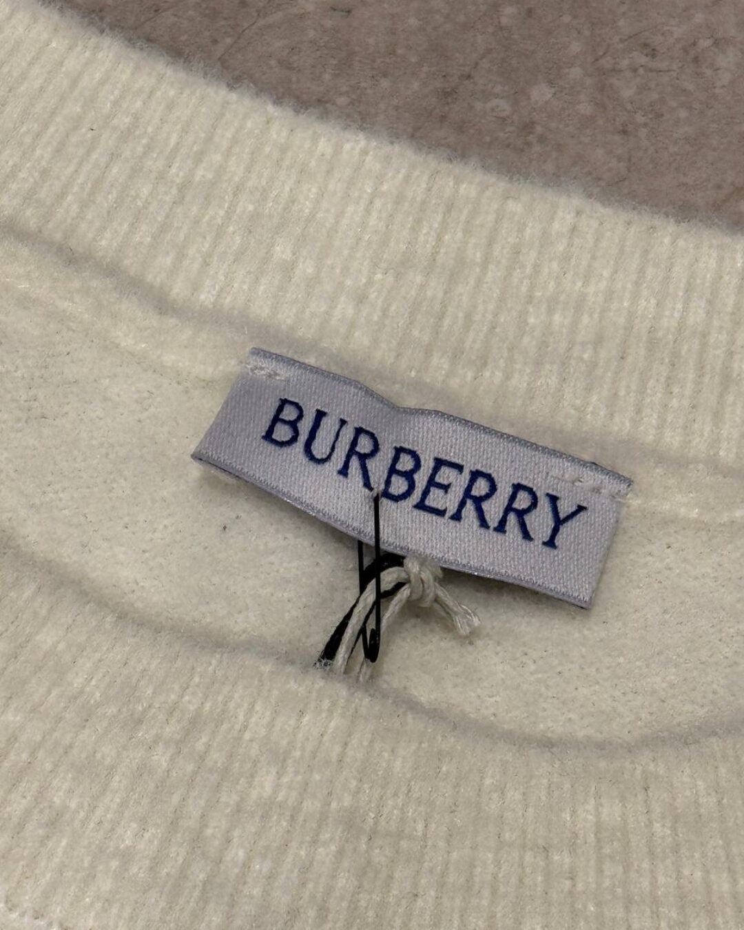 Свитер Burberry