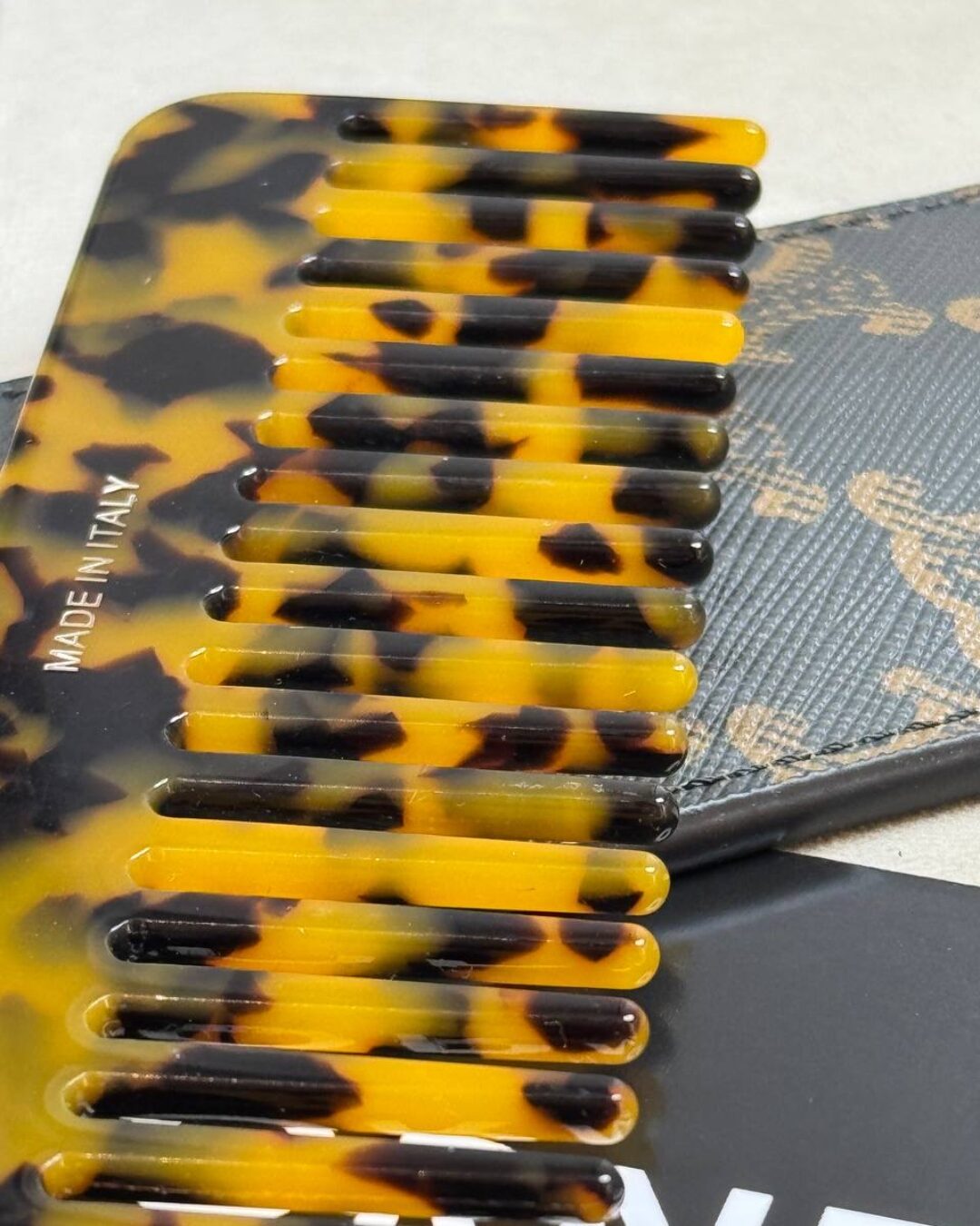 Расческа Celine