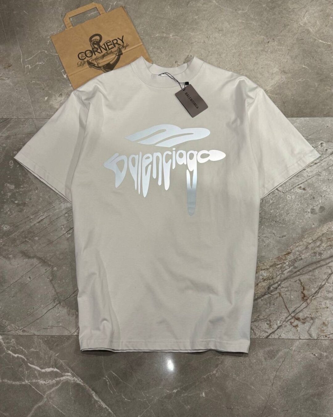 Футболка Balenciaga