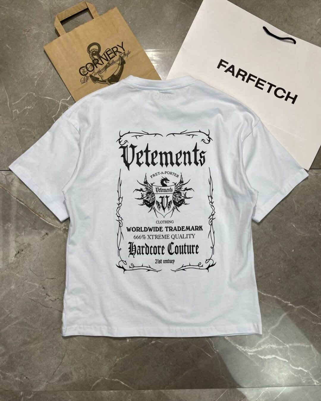 Футболка Vetements