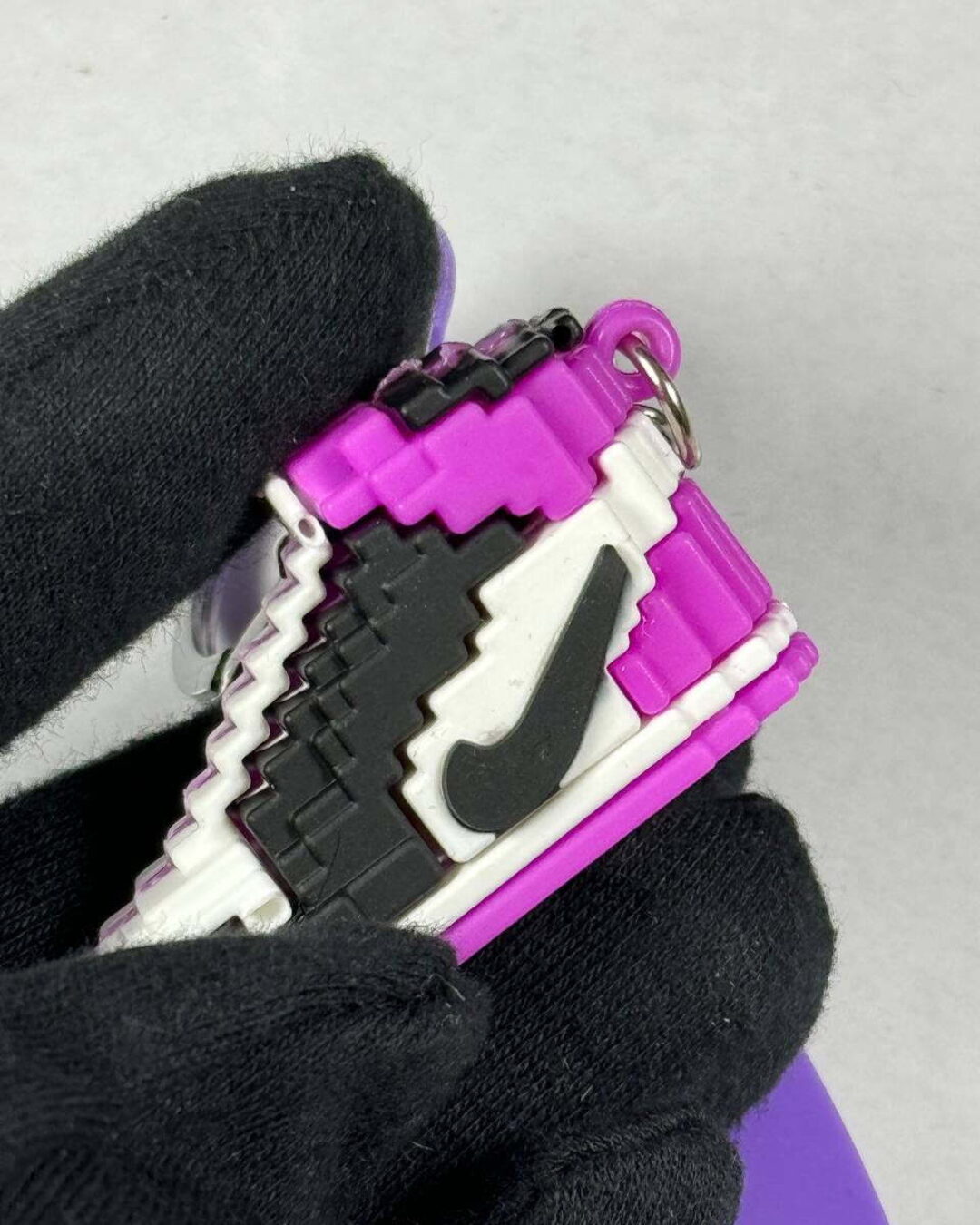 Брелок Cornery