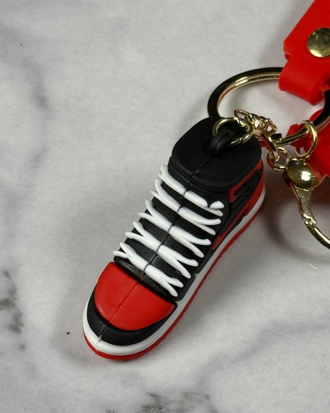 Брелок Cornery