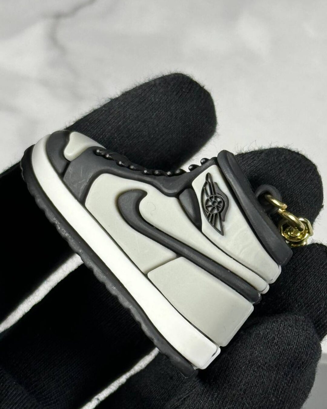 Брелок Cornery