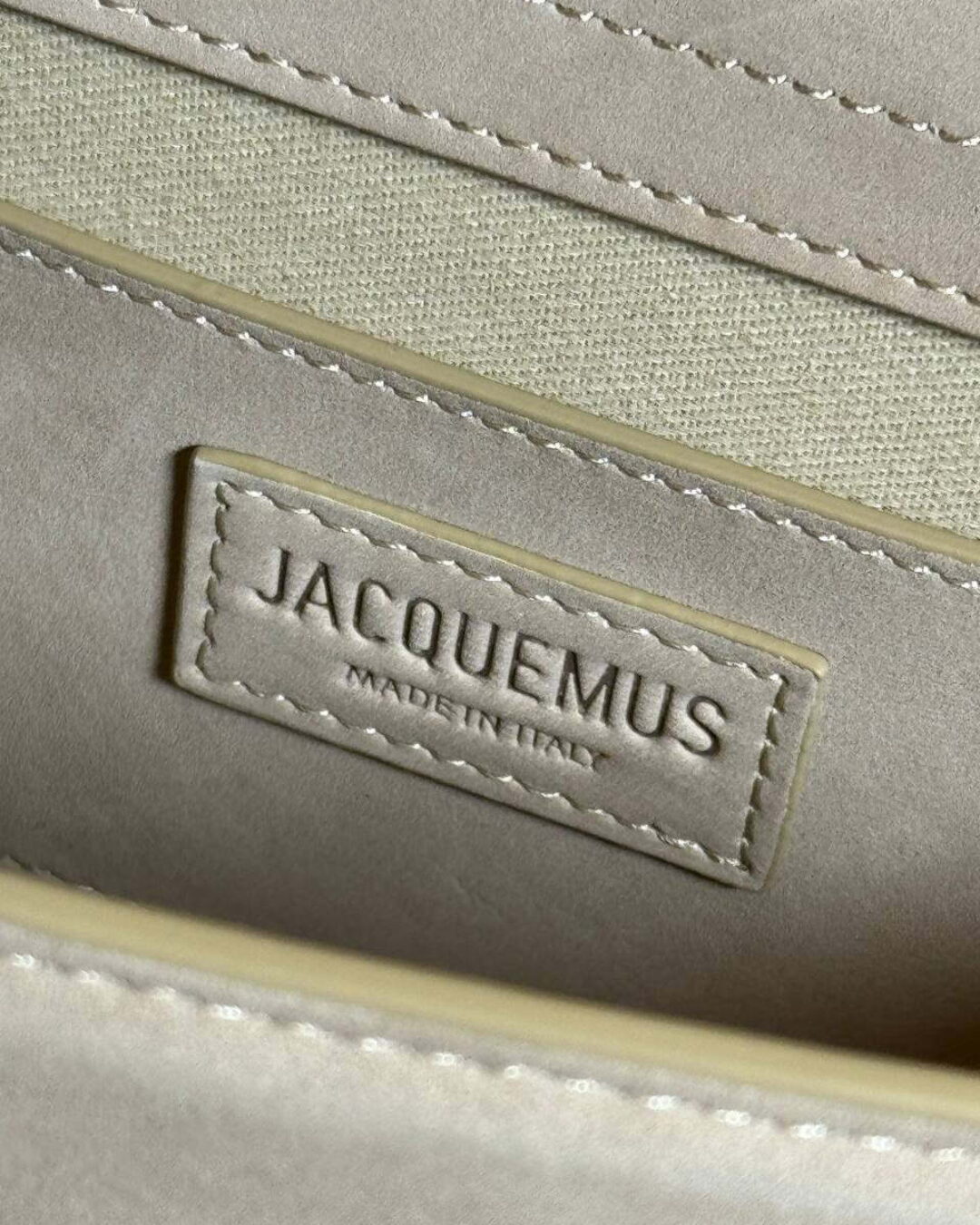 Сумка Jacquemus Le Chiquito Long