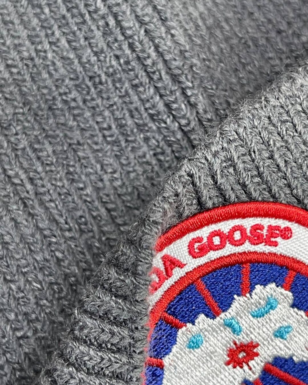 Шапка Canada Goose