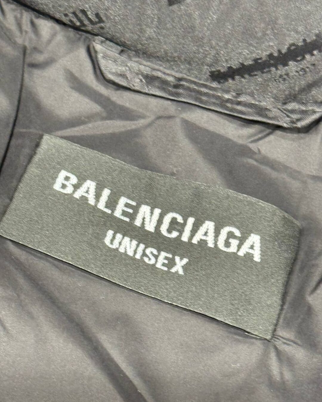 Пуховик Balenciaga