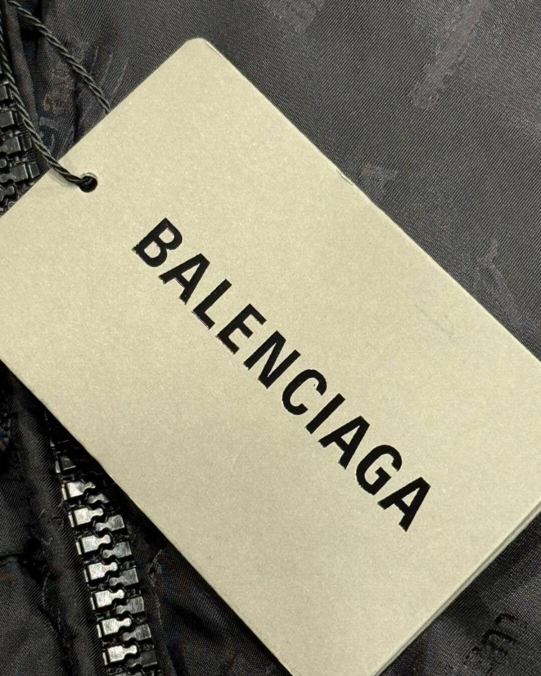 Пуховик Balenciaga